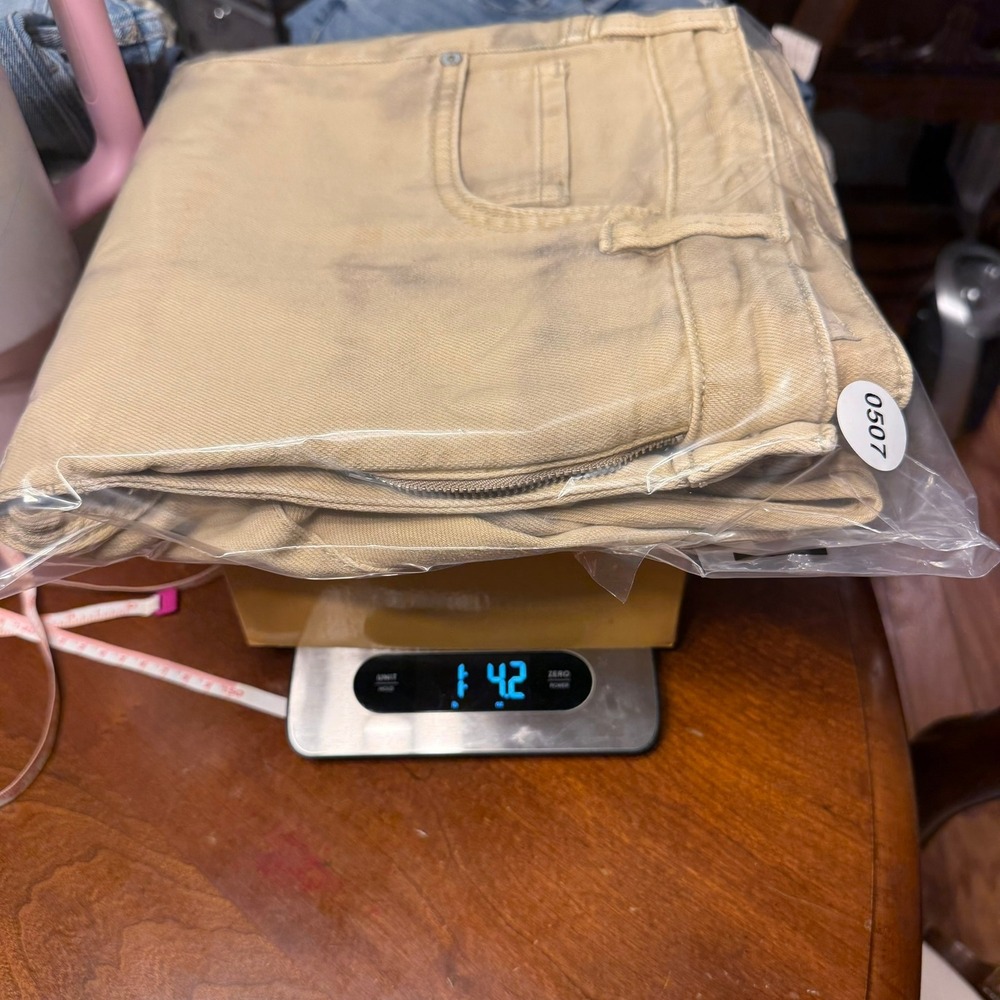 Pilcro Anthropology Women Size 31 TALL 'The Borrowed' Tan Boyfriend Jeans Grunge - Picture 16 of 16